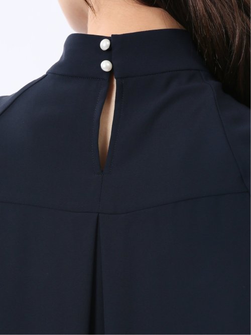 タックパール 半袖プルオーバーブラウス