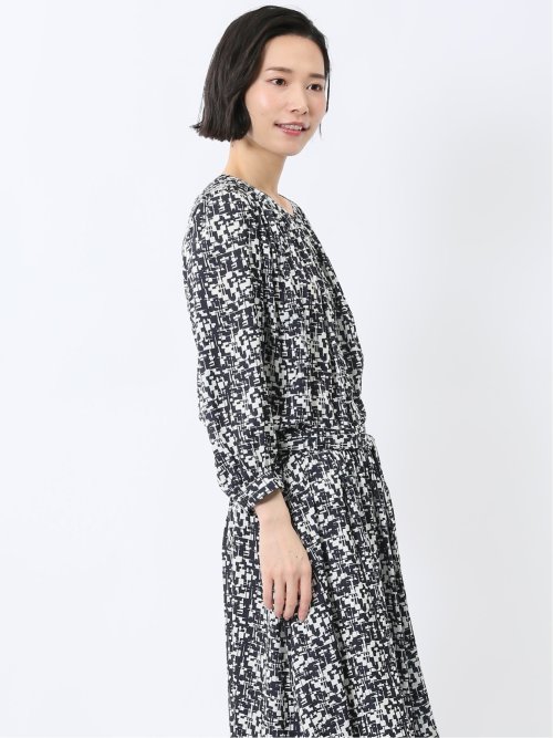 プリント バンドカラー 8分袖比翼ブラウス