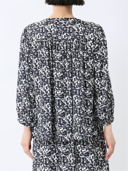 プリント バンドカラー 8分袖比翼ブラウス