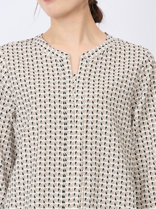 プリント キーネック 7分袖プルオーバーブラウス