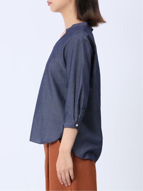 【WEB限定】形態安定 シャンブレープルオーバー長袖ブラウス