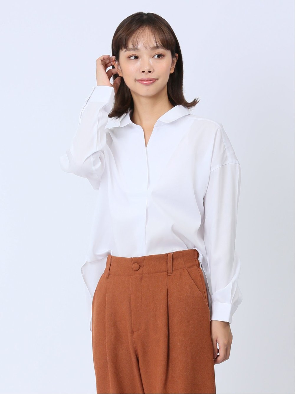 【WEB限定】形態安定 スキッパープルオーバー長袖ブラウス