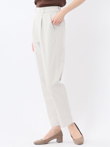 スラリッチ ワンタック テーパードパンツ