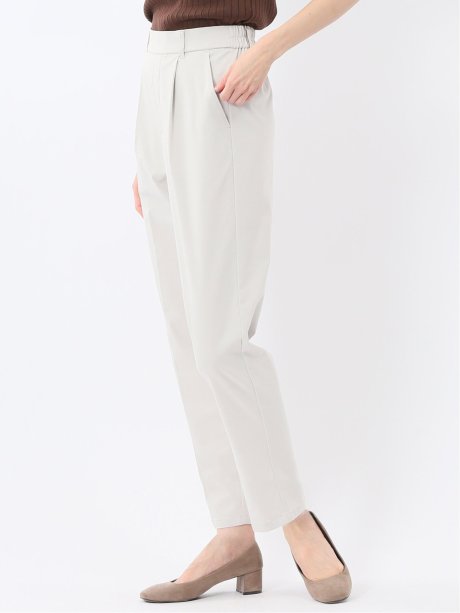 スラリッチ ワンタック テーパードパンツ