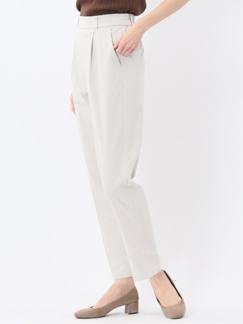 スラリッチ ワンタック テーパードパンツ