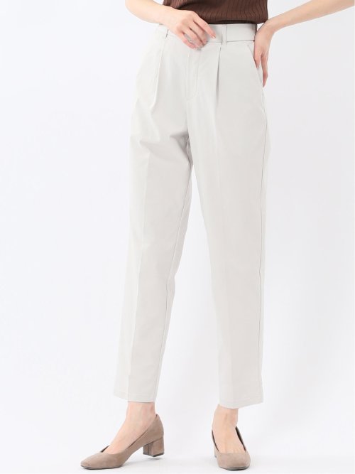 スラリッチ ワンタック テーパードパンツ