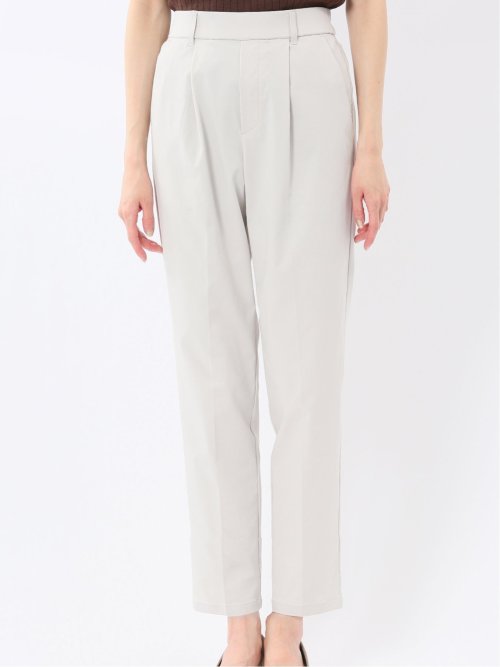 スラリッチ ワンタック テーパードパンツ