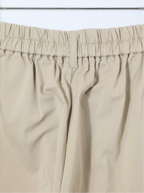 スラリッチ ワンタック テーパードパンツ