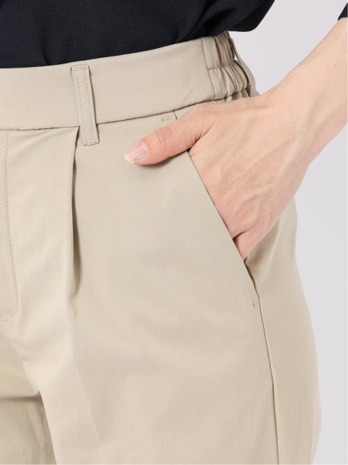 スラリッチ ワンタック テーパードパンツ