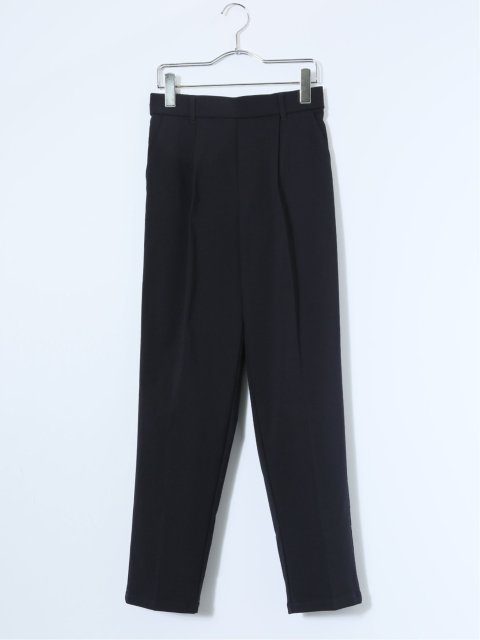 スラリッチ ワンタック テーパードパンツ