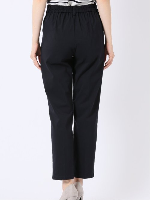 スラリッチ ワンタック テーパードパンツ