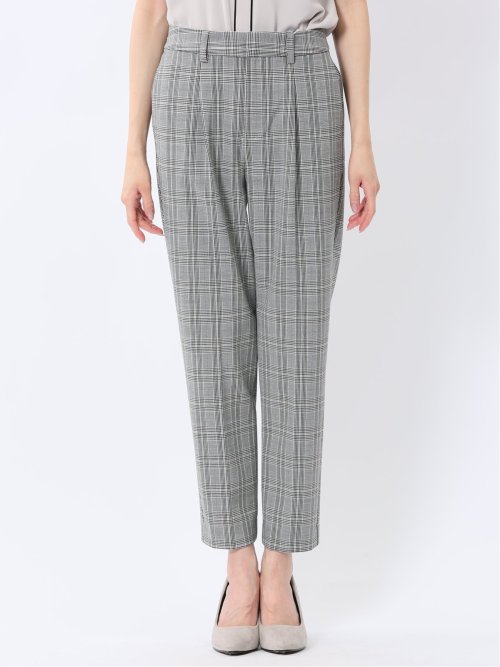 ストレッチ ワンタック テーパードパンツ