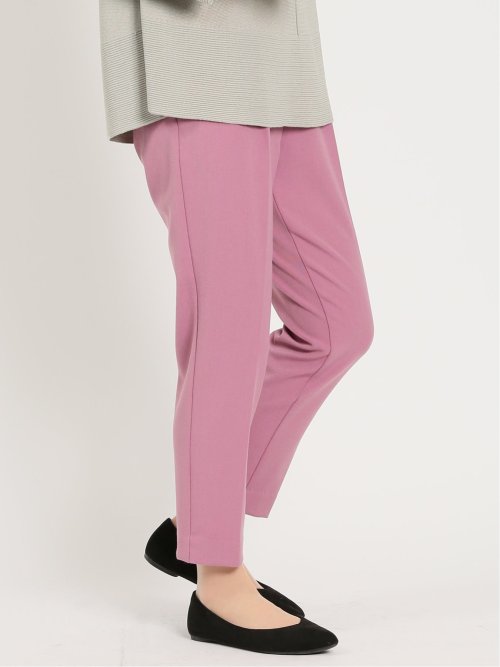 レーヨン混ストレッチ プルオンテーパードパンツ