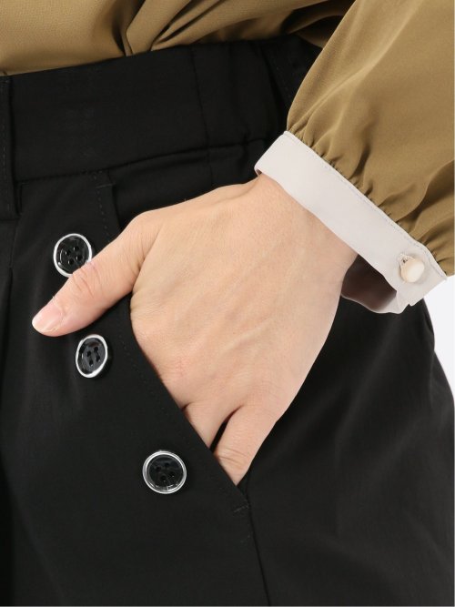 ストレッチ ボタン付き ワンタック ワイドパンツ