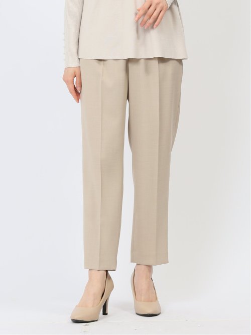 定価24970円 新品タグ付 23区ゴルフ キレイめテーパードパンツ ベージュM 定価24970円 新品タグ付 23区ゴルフ キレイめテーパードパンツ