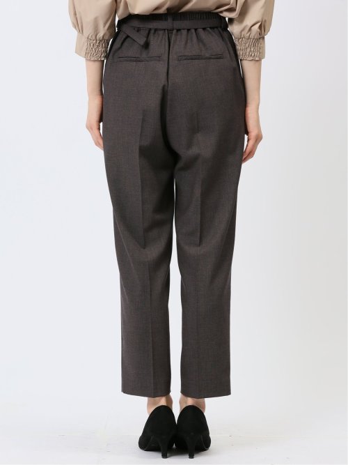 ベルト付き タックテーパードパンツ