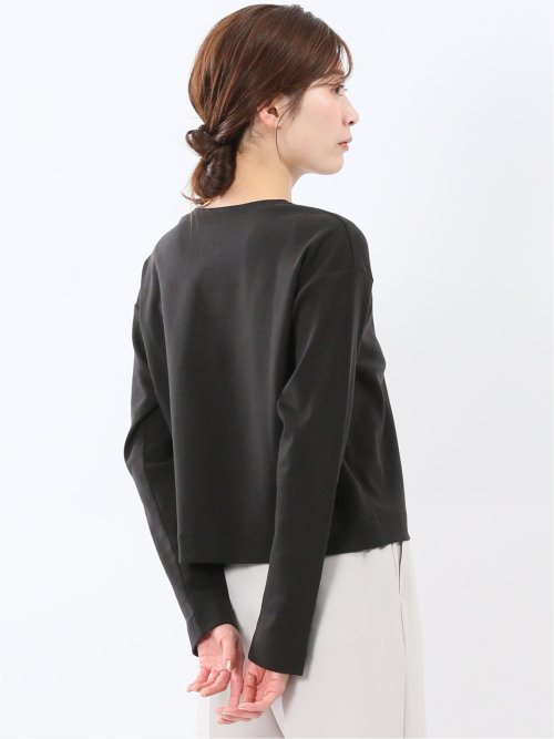 クロップド クルーネック長袖Ｔシャツ