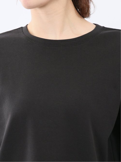 クロップド クルーネック長袖Ｔシャツ