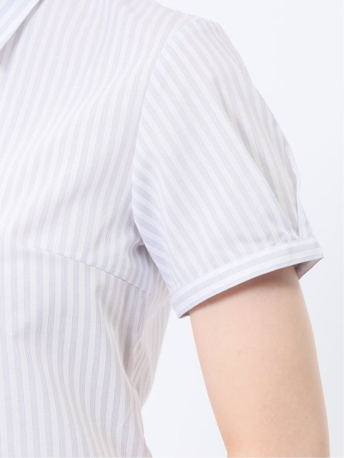 嬉しい機能 スキッパー 半袖シャツ