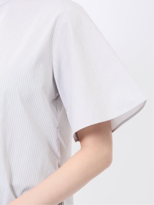 嬉しい機能 スタンドカラー 半袖シャツ