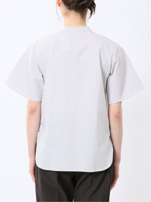 嬉しい機能 スタンドカラー 半袖シャツ