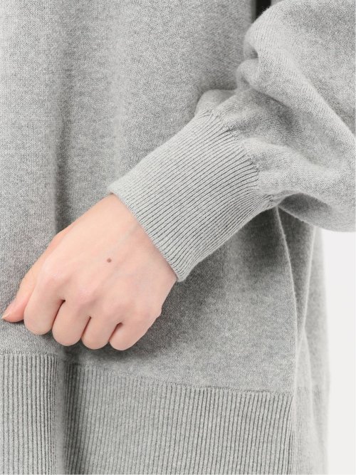 ロゴ刺繍 スエットライク ニットプルオーバー