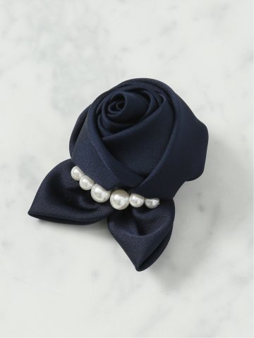 サテンパールローズ コサージュ