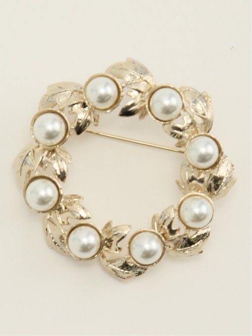 パールサークル ブローチ