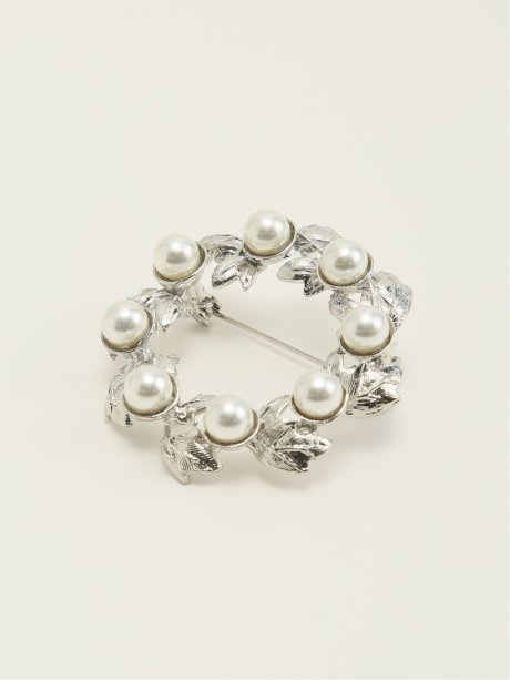 パールサークル ブローチ