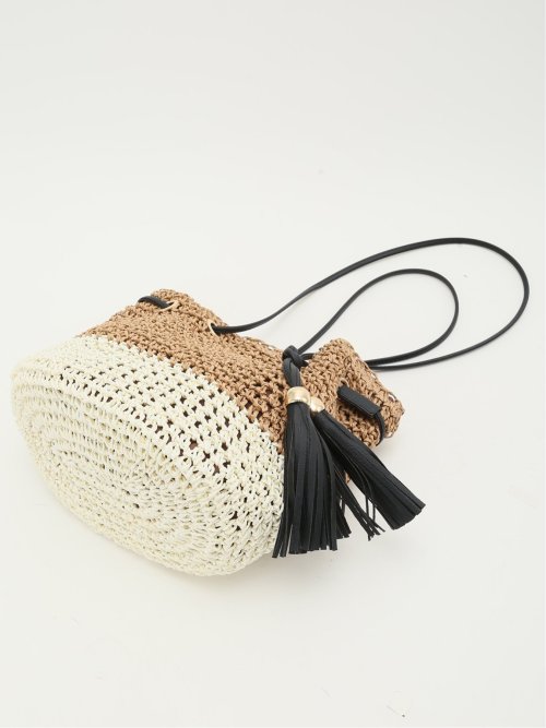 タッセル付 ショルダーバッグ