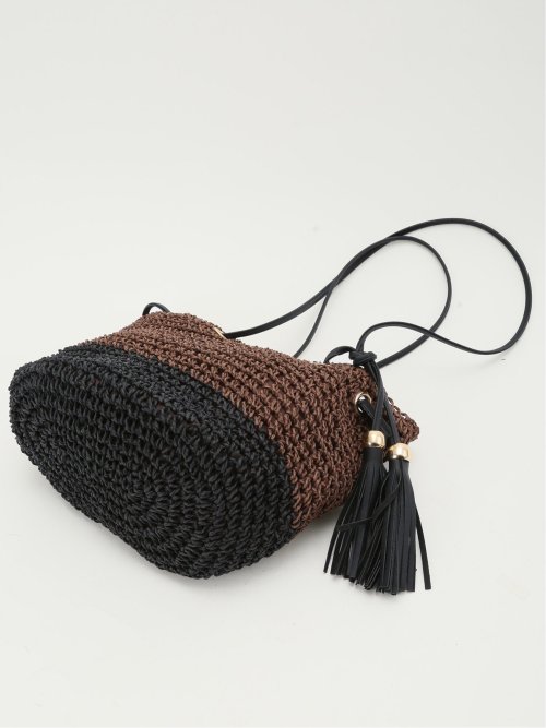 タッセル付 ショルダーバッグ