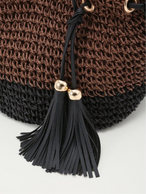 タッセル付 ショルダーバッグ