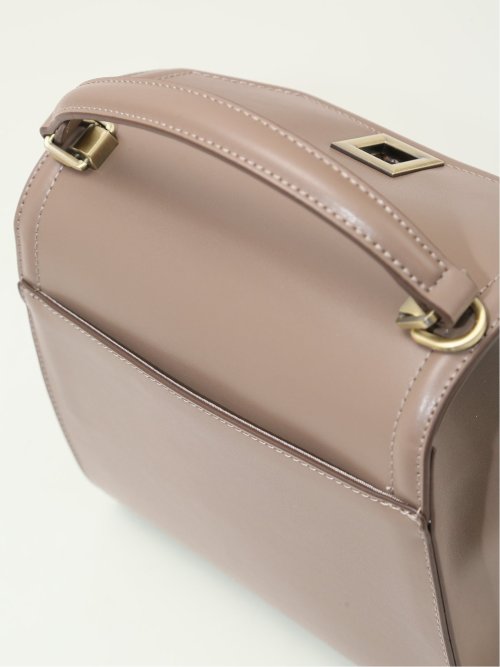 角ひねり金具付き 2WAYハンドバッグ